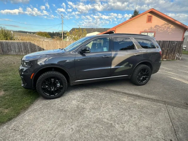 2011-2021 Jeep Grand Cherokee, 2011-2024 Dodge Durango – 1.75″ Front Lift Kit - Image 2