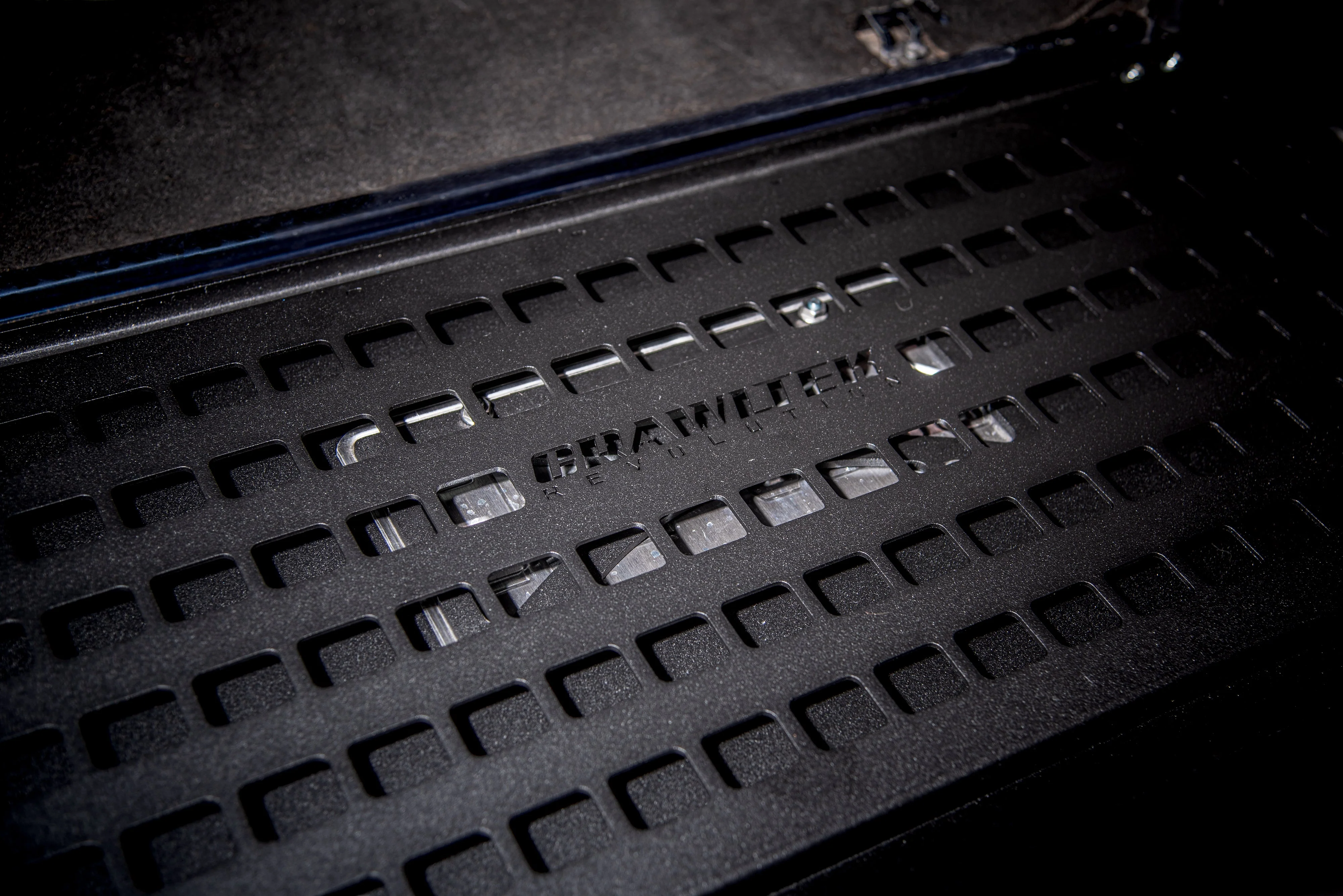 Drop Down Tailgate with Molle Rack | Jeep Wrangler YJ/TJ - Image 8