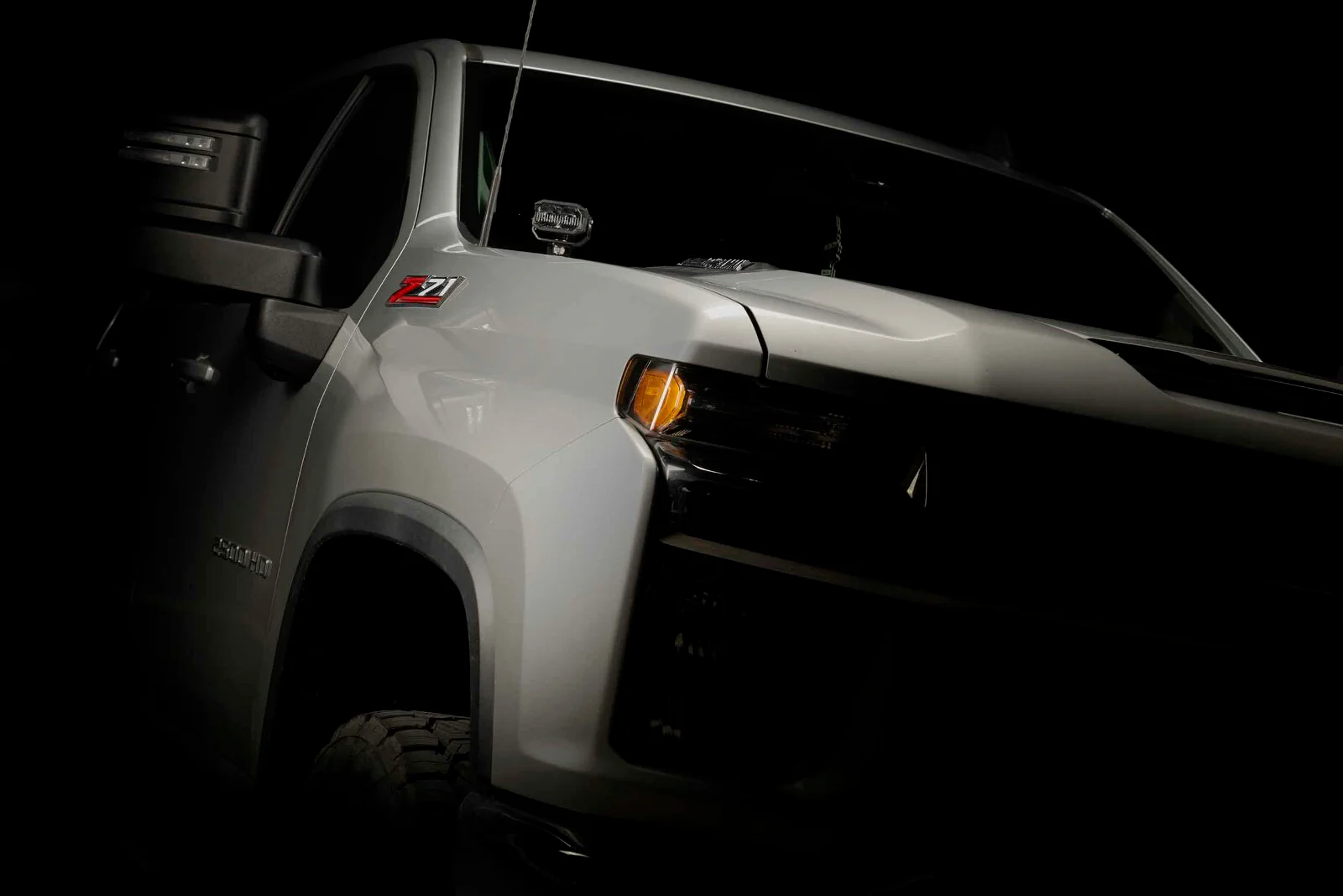 Morimoto 2Banger Ditch Light Kit: 2020+ Silverado HD (NCS Yellow Spot Beam) - Image 4