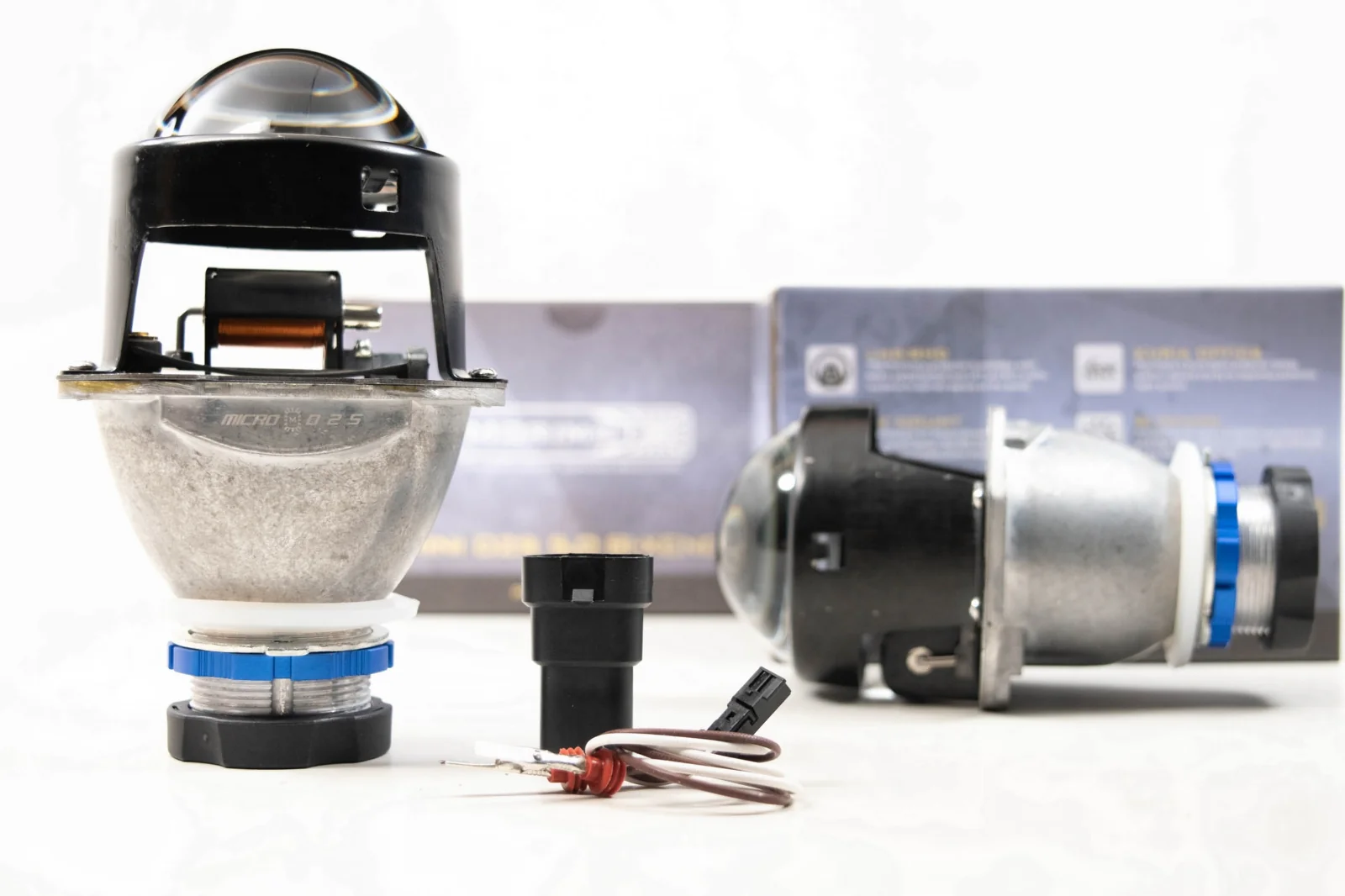 Morimoto Bi-Xenon Morimoto Micro D2S 5.0 (2.5in) (LHD) - Image 5