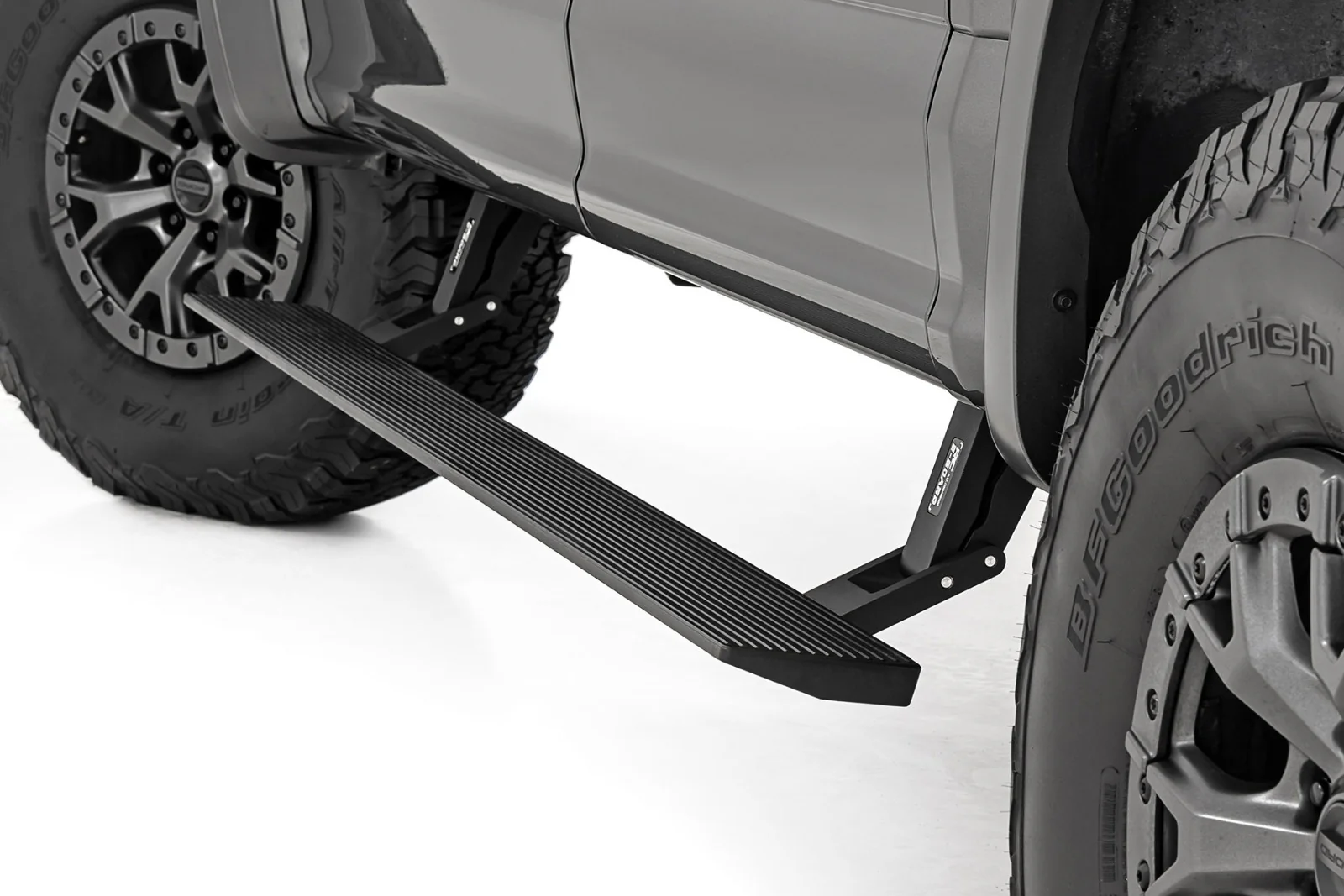 Rough Country Power Running boards for Ford Crew Cab F150 15-25 F250/F350 17-26 PSR71520