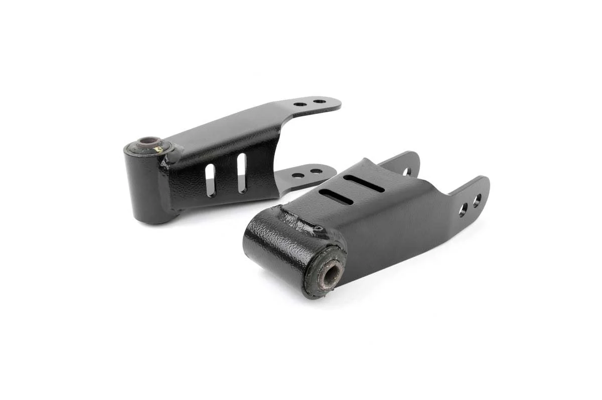 Rough Country 1-2.5in Lowering Shackles RC0501