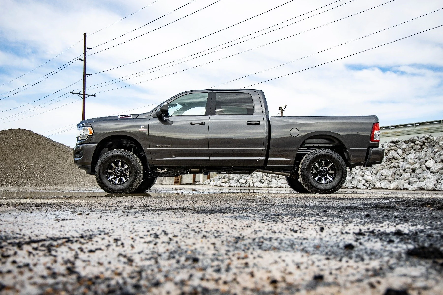 Rough Country 2.5 Inch Leveling Kit RR Leaf M1 Ram 2500 2014-2023 37740 - Image 4