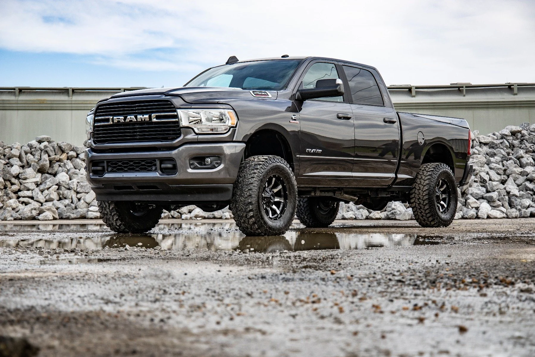Rough Country 2.5 Inch Leveling Kit RR Leaf M1 Ram 2500 2014-2023 37740 - Image 5