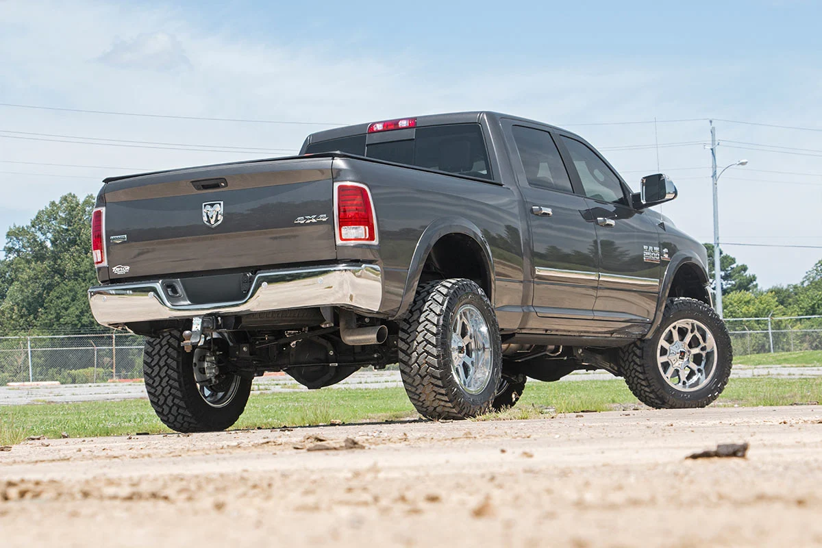 Rough Country 2.5 Inch Lift Kit Gas M1 for Ram 2500 4wd 2014-2018 31840 - Image 6