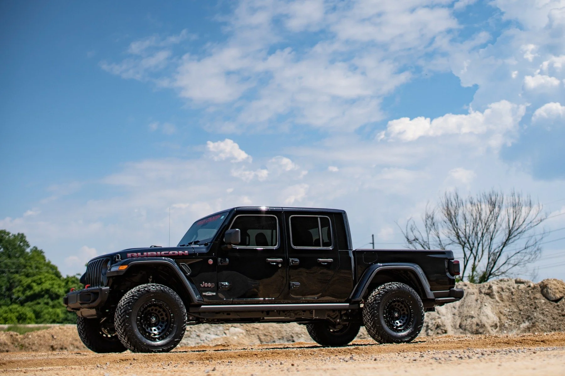 Rough Country 2.5" Leveling Kits Springs M1 Jeep Gladiator JT 4WD 2024 78440 - Image 5