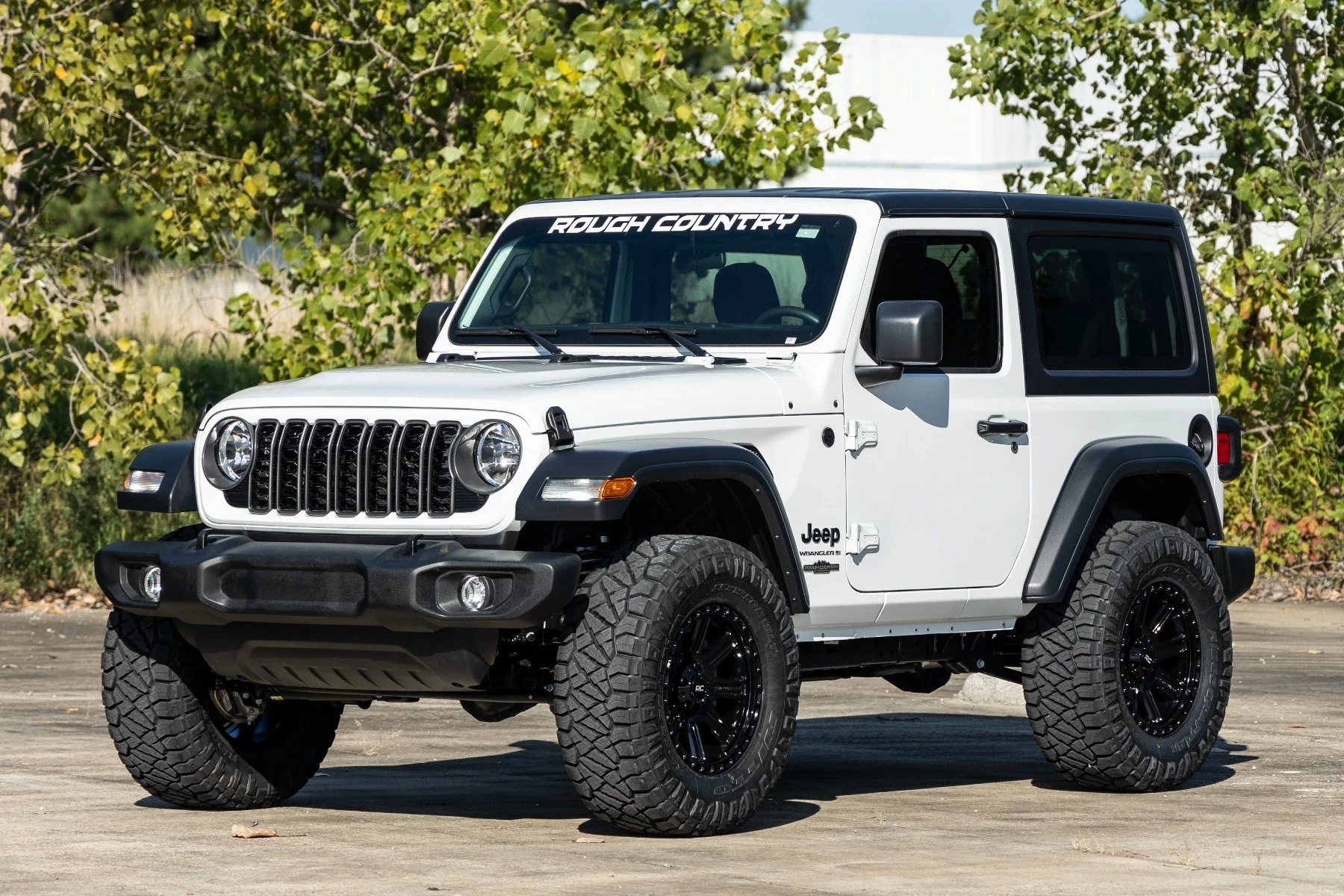 Rough Country 2.5" Lift Kit Coils V2 for Jeep Wrangler JL 4wd 2024 79670 - Image 4