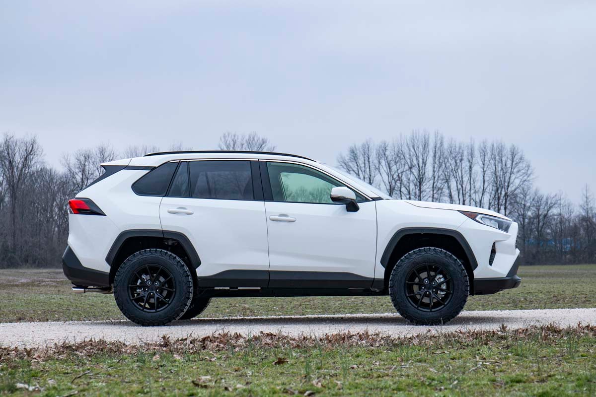Rough Country 2.5" Lift Kit N3 Struts for Toyota RAV4 2019-2025 73131 - Image 6