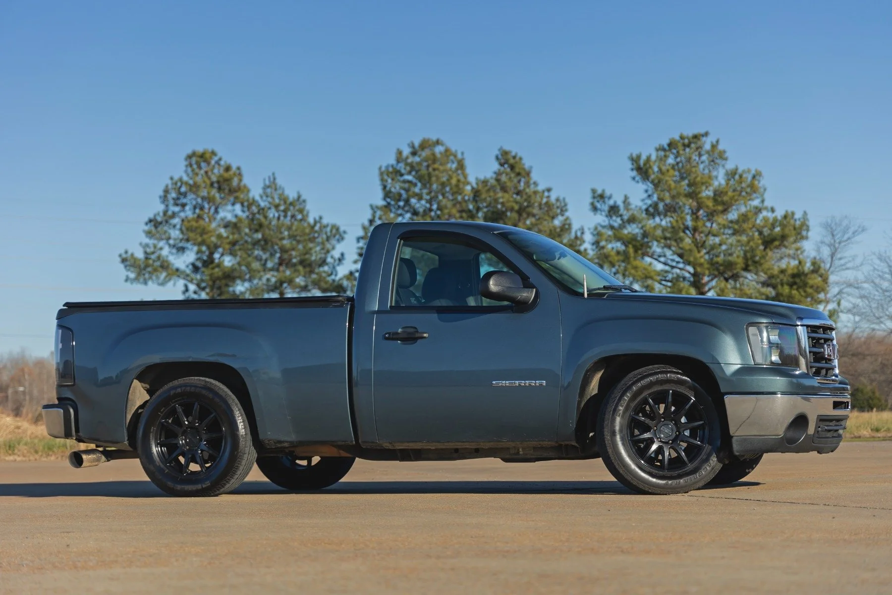 Rough Country 2" Lowering Kit | 4" Rear Lowering | M1 | Chevy/GMC 1500 4WD 14-18 71640 - Image 2