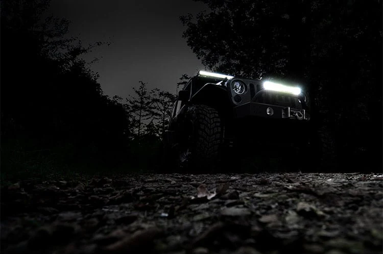 Rough Country 20-inch Cree LED Light Bar-Dual Row Chrome Series w/ Amber DRL 70920DA - Image 6