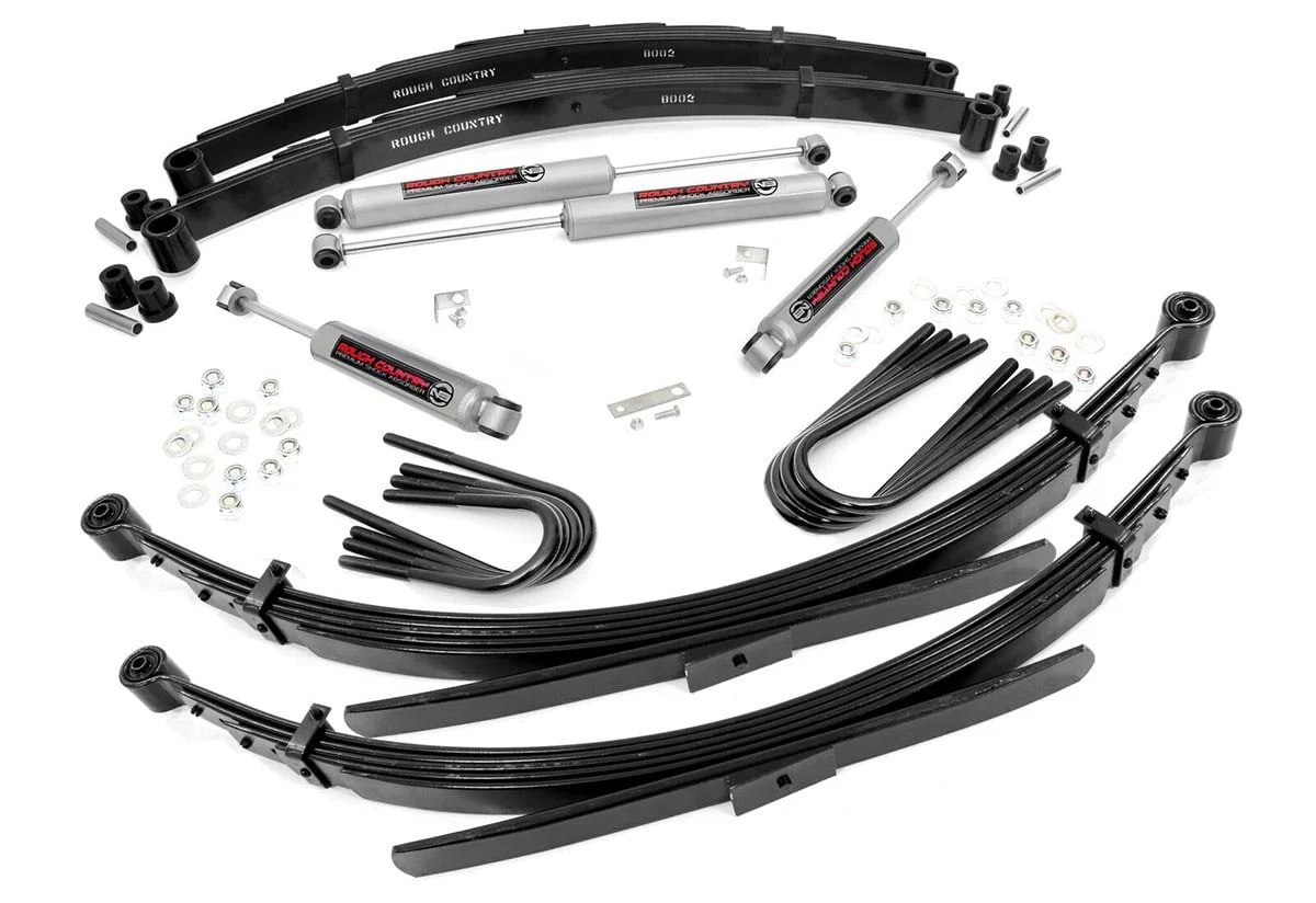 Rough Country 2in GM Suspension Lift Kit System 52in Rear Springs 18630
