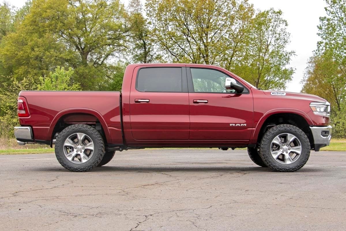 Rough Country 3.5" Lift Kit for Ram 1500 2019-2025 31430RED - Image 3