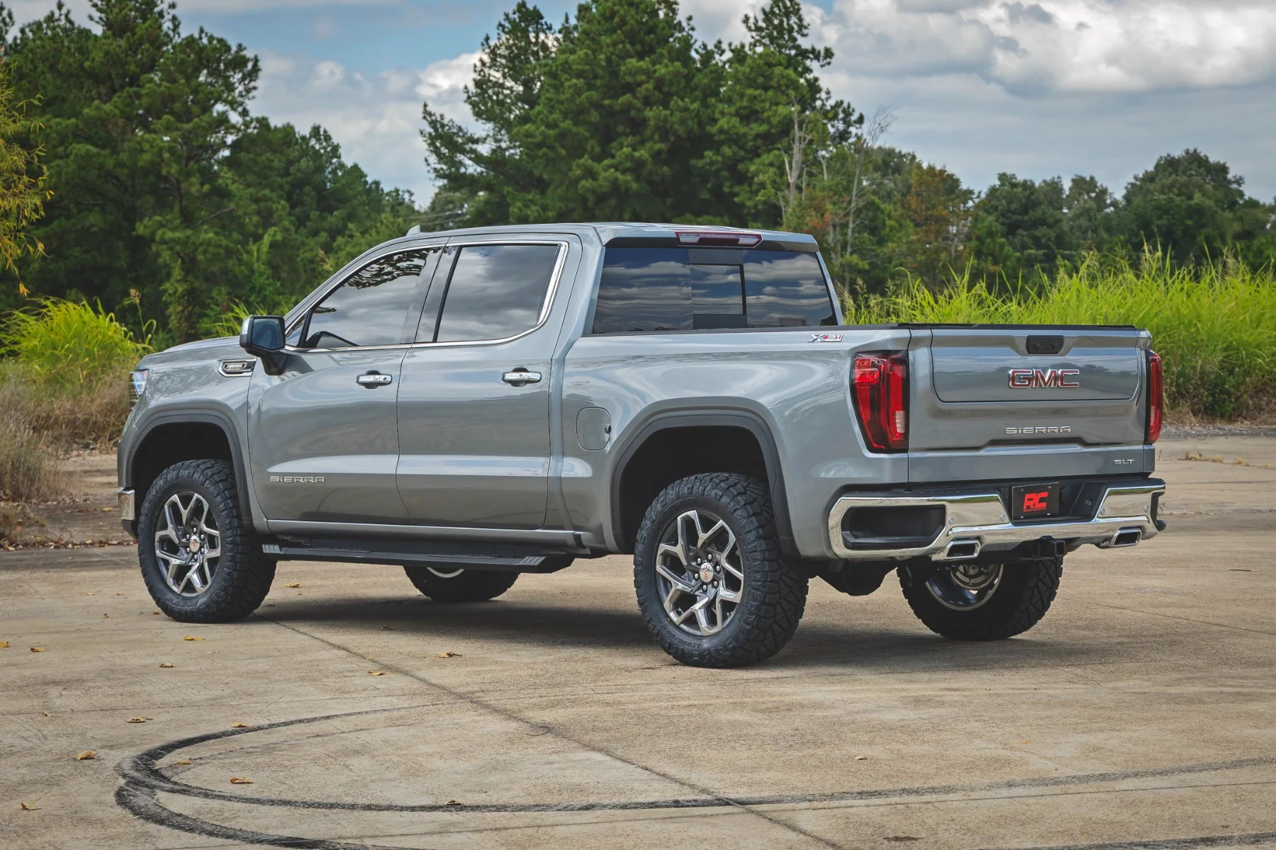 Rough Country 3.5" Lift Kit | Mono Leaf Rear | GMC Sierra 1500 2025 28830RED_A - Image 5