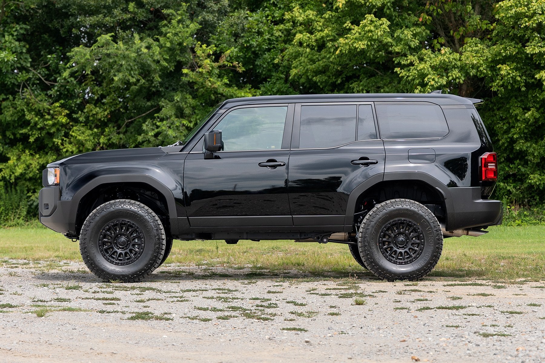 Rough Country 3.5" Lift Kit | N3 | for Toyota Land Cruiser 4WD (2024-2025) 72631 - Image 5