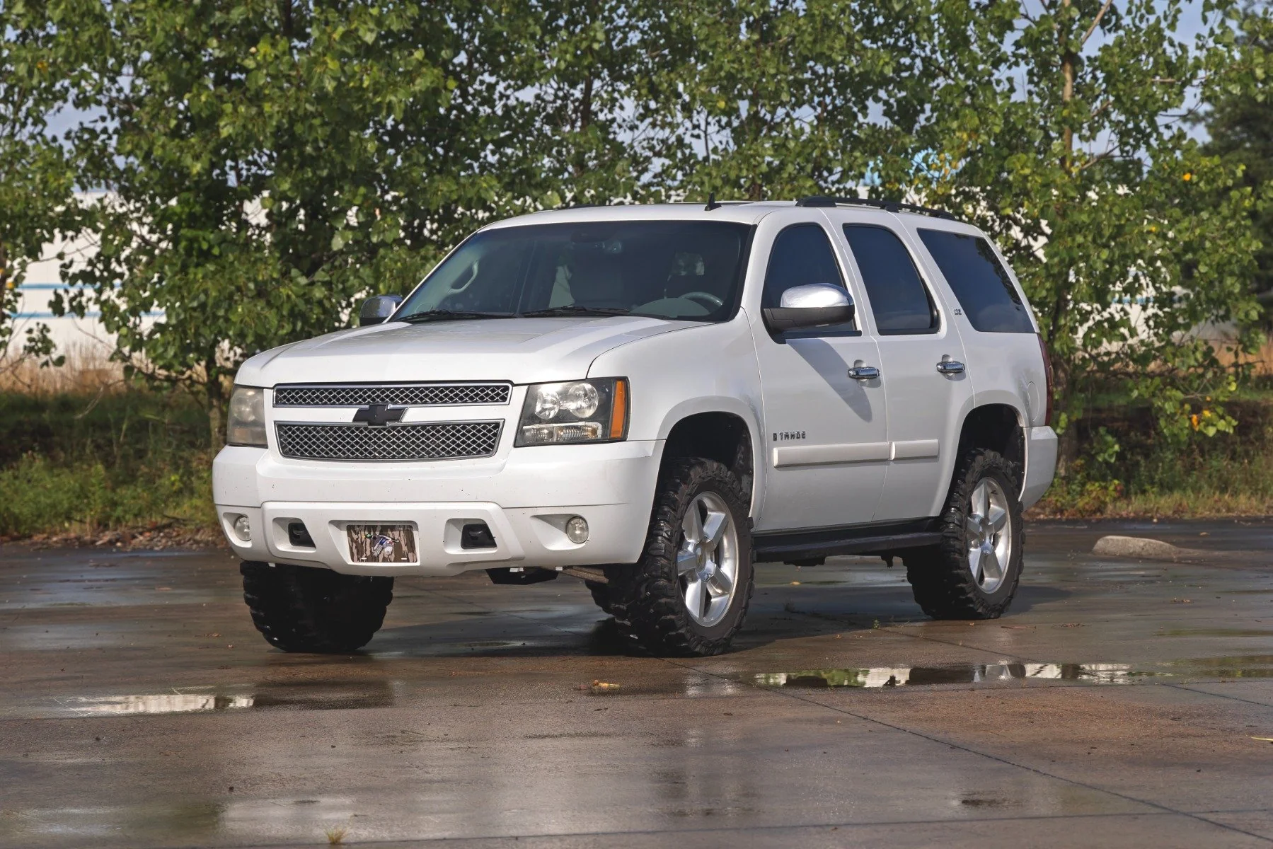 Rough Country 3.5" Lift Kit N3 Struts Forged UCAs RED Chevy/GMC SUV 1500 07-20 19332RED - Image 2