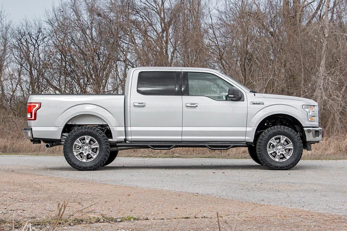 Rough Country 3" Lift Kit M1 Struts For Ford F-150 4wd 2014-2020 54540 - Image 4