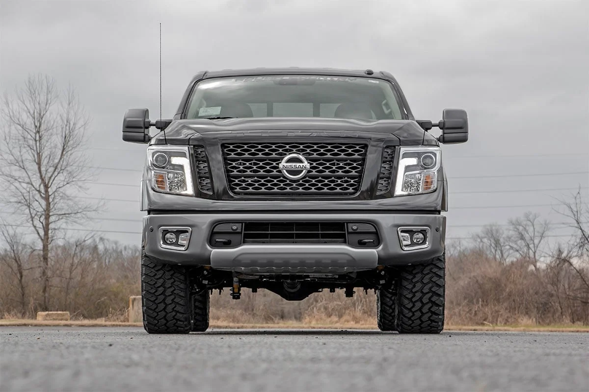 Rough Country 3" Lift Kit for Nissan Titan 4wd 17-25 w/N3 Struts & Shocks 83431RED - Image 2