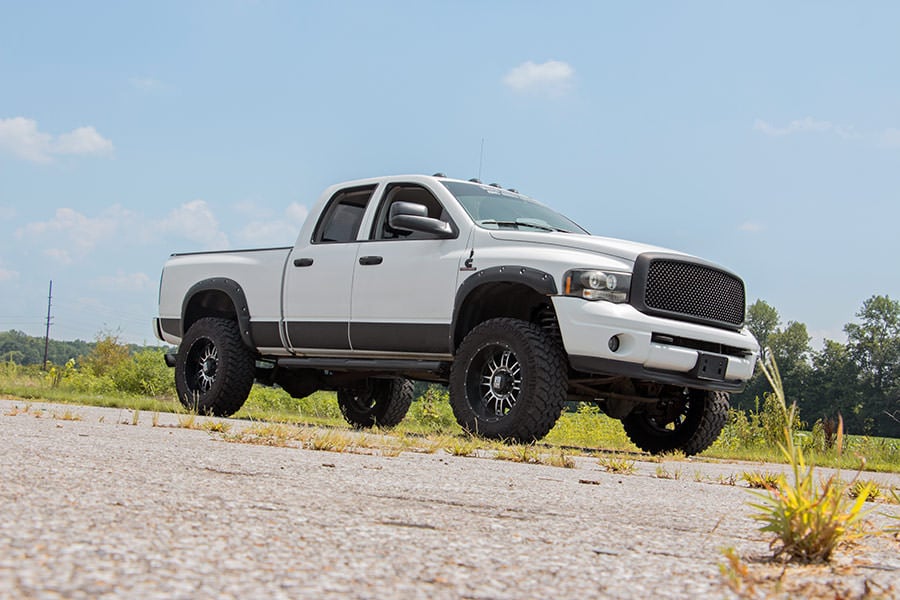 Rough Country 3in Dodge Suspension Lift Kit w/V2 Shocks 03-13 for RAM 2500/3500 34370 - Image 2