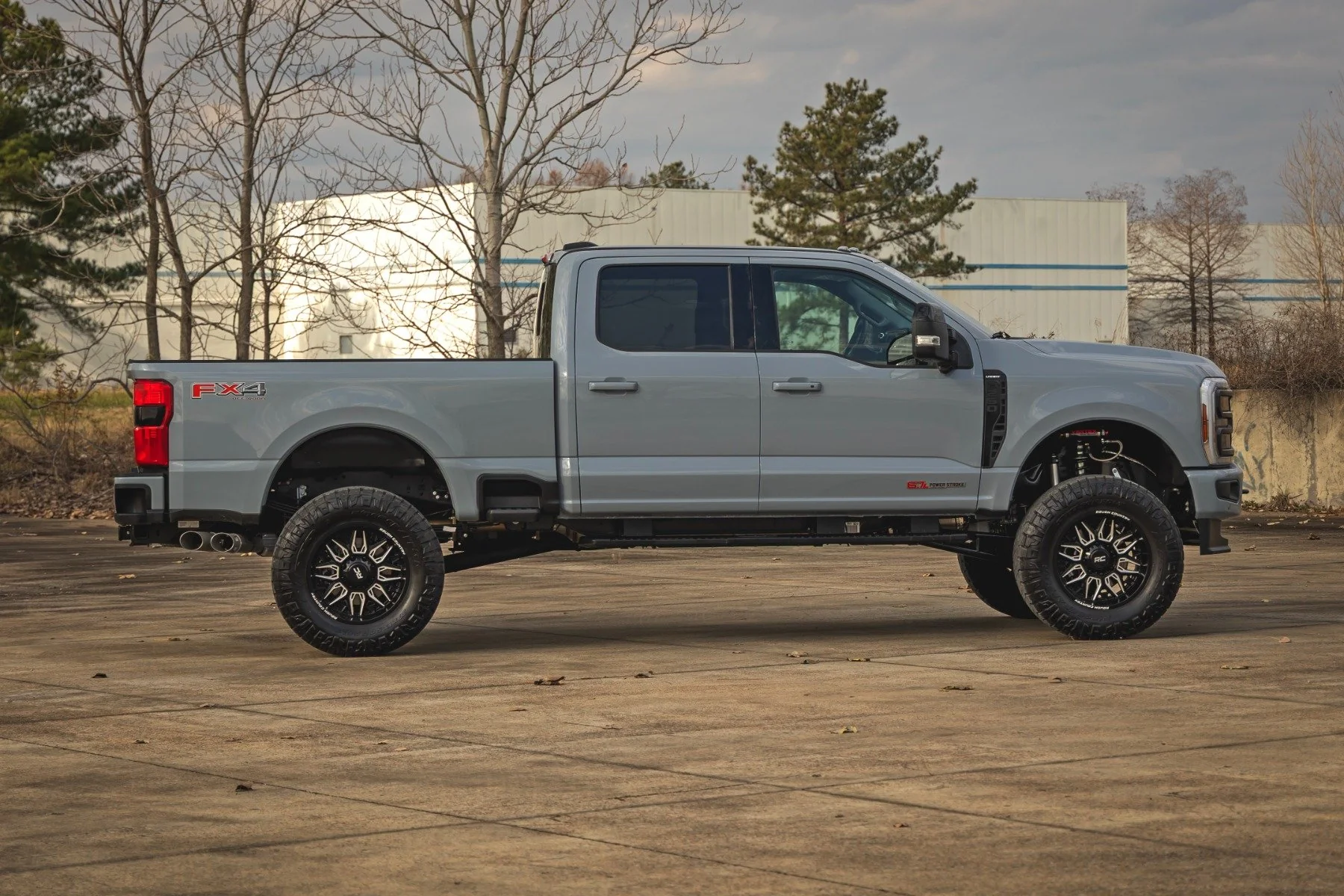 Rough Country 4.5" Lift Kit V2 Diesel for Ford F250/F350 Super Duty 4WD 23-25 400157 - Image 6