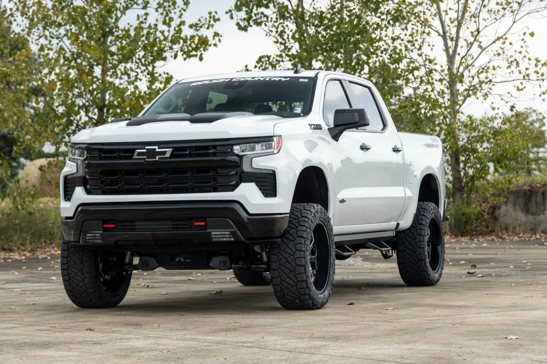 Rough Country 4in GM Lift Kit Lifted Struts 19-20 1500 Trailboss/AT4 PU 4wd 27532 - Image 5