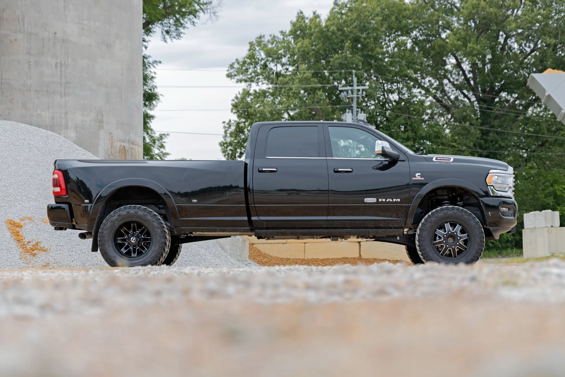 Rough Country 5" Lift Kit Diesel |AISIN V2 for Ram 3500 4WD 2019-2024 38470 - Image 3
