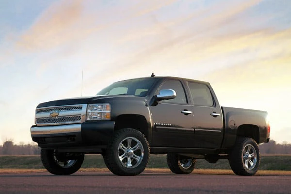 Rough Country 5in Suspension Lift Kit for Chevy GMC 1500 07-13 w/N3 Struts 26231 - Image 2