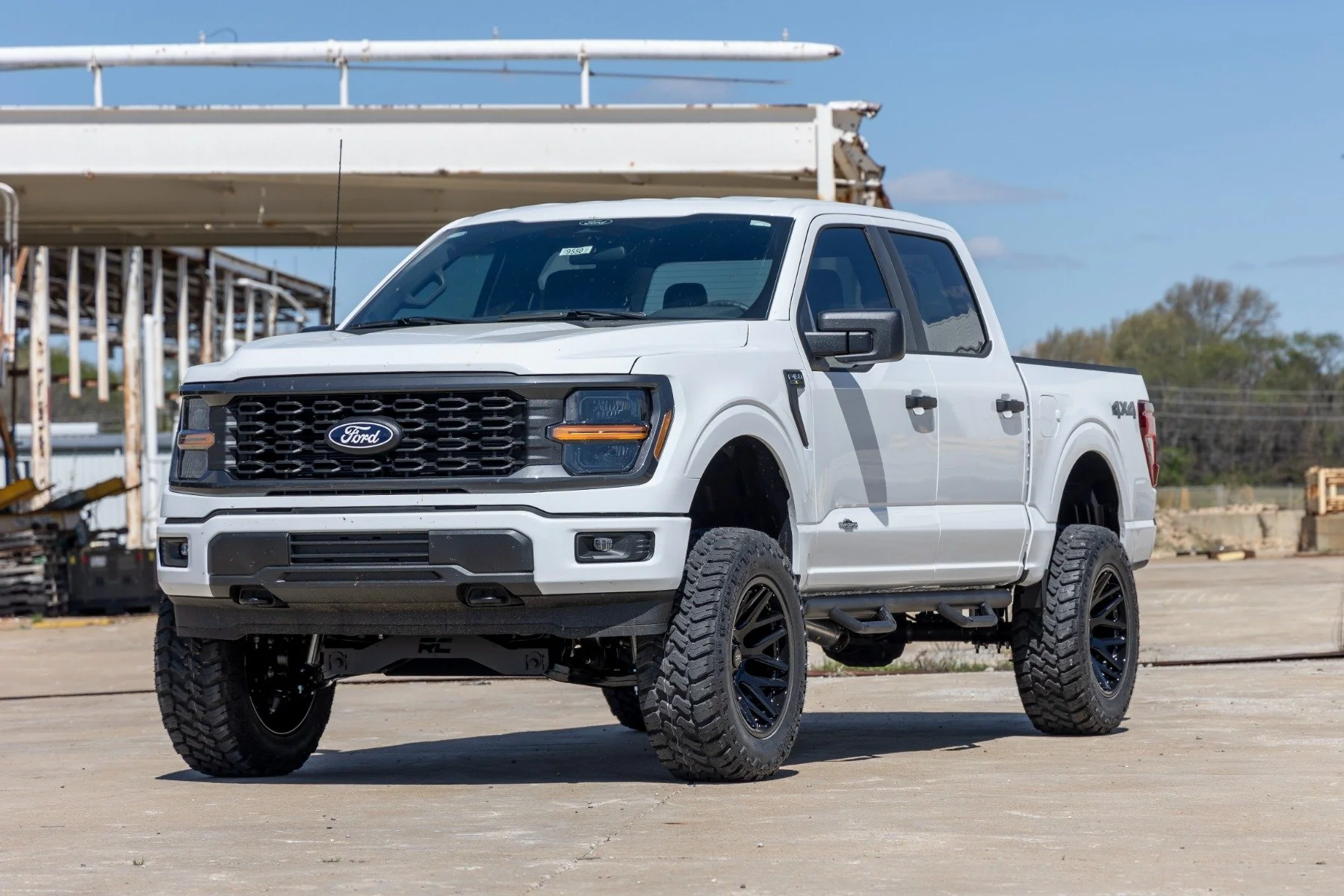 Rough Country 6 Inch Lift Kit M1 Struts/M1 for Ford F-150 4wd 24-25 49940 - Image 2