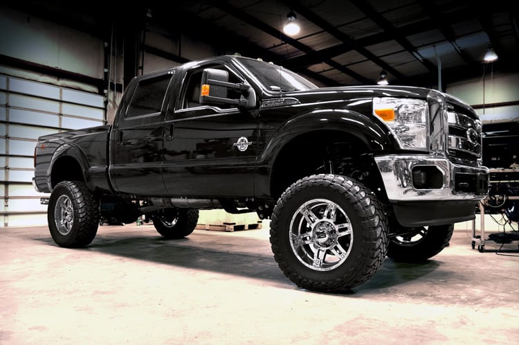 Rough Country 6" Lift Kit For Ford Super Duty 4wd 11-14 Diesel OVLD M1 Shocks 56440 - Image 2