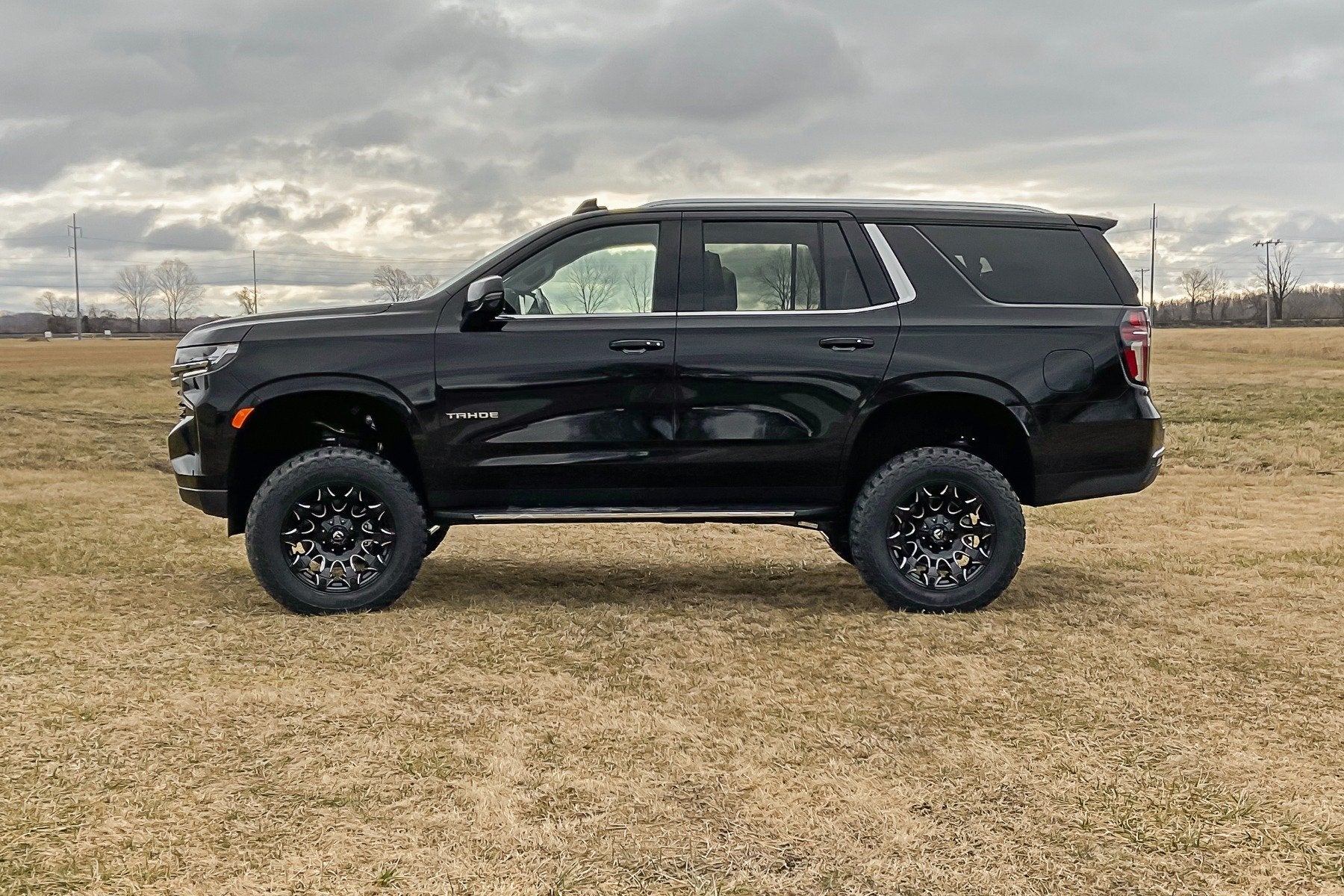 Rough Country 6" Lift Kit M1 Struts Chevy/GMC Tahoe/Yukon 4WD 2021-2024 11140 - Image 3