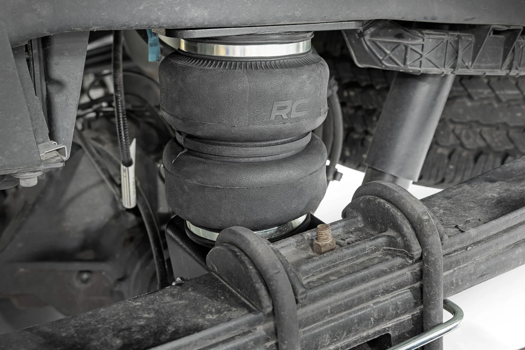 Rough Country Air Spring Kit w/Compressor 3-6" Lift for Ford SuperDuty 4wd 17-22 10021C - Image 4