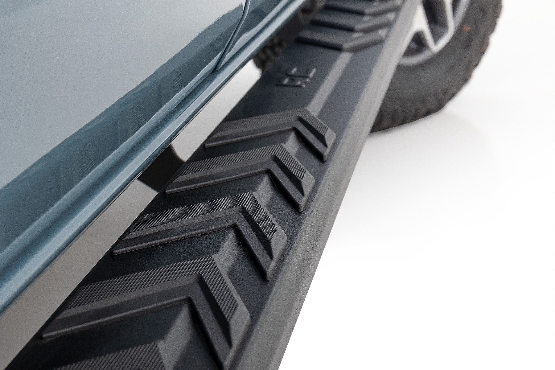 Rough Country BA2 Running Boards | Side Step Bars | 4-Door | for Ford Bronco 4WD (2021-2025) 41007A - Image 2