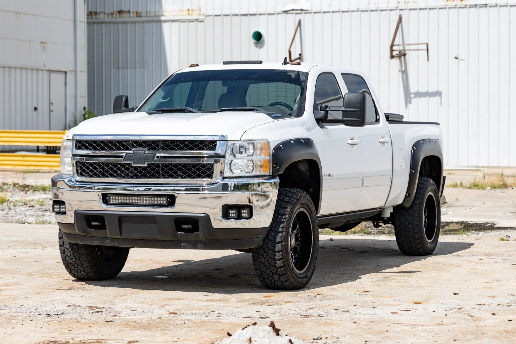 Rough Country Fender Flares Chevy Silverado 1500 07-13 6'6" and 8 Ft Bed White F-C10714B-GAZ - Image 2