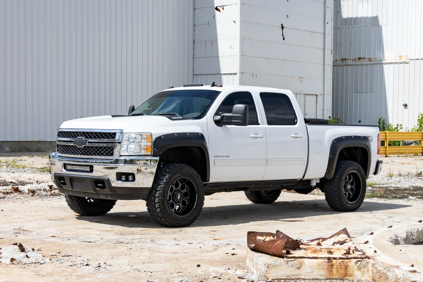 Rough Country Fender Flares Chevy Silverado 1500 07-13 6'6" and 8 Ft Bed White F-C10714B-GAZ - Image 4