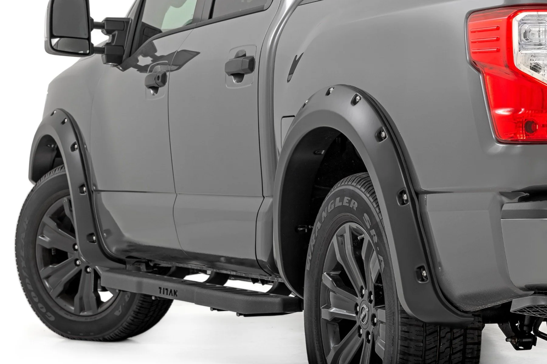 Rough Country Fender Flares Crew QAK Glacier White W/O Emblem for Titan 17-23 F-N101705A-QAK