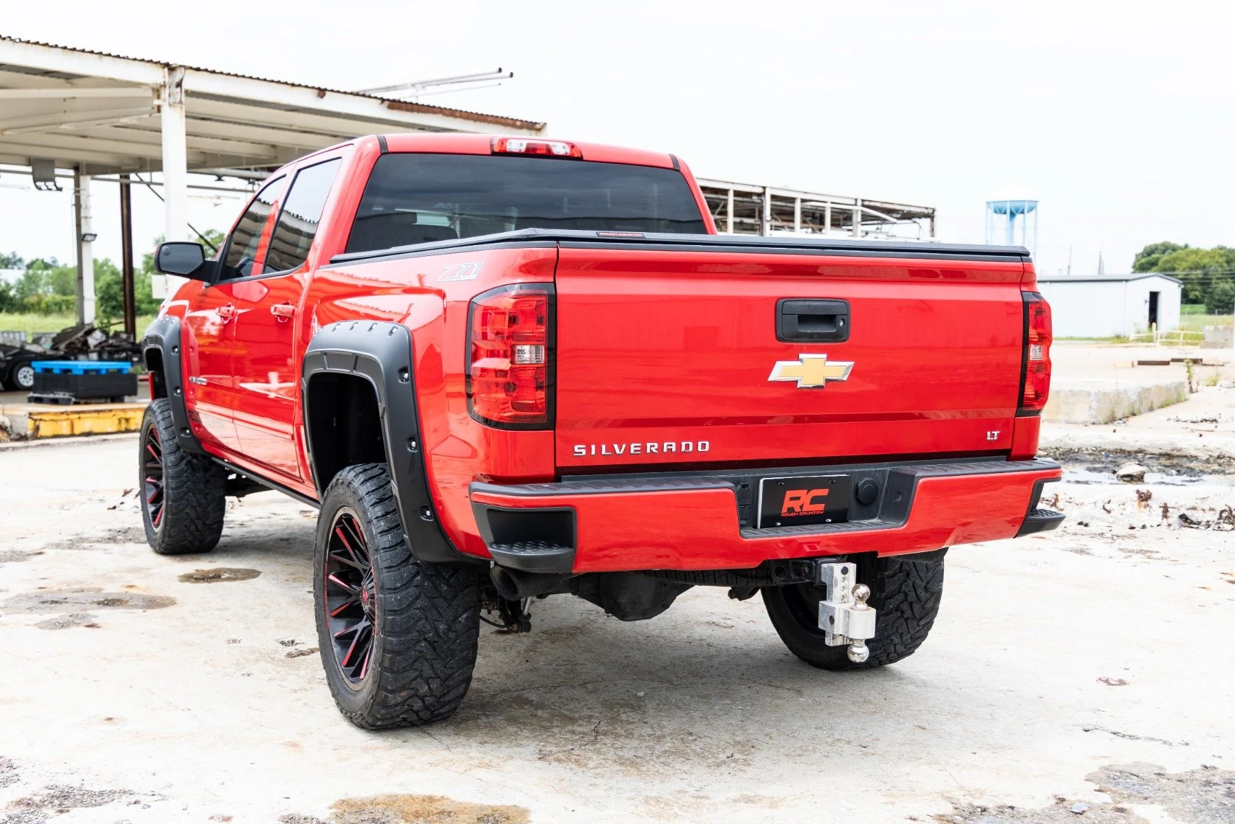 Rough Country Fender Flares Defender 5'9" Bed GCN Victory Red Chevy 1500 14-18 A-C11612-GCN - Image 4