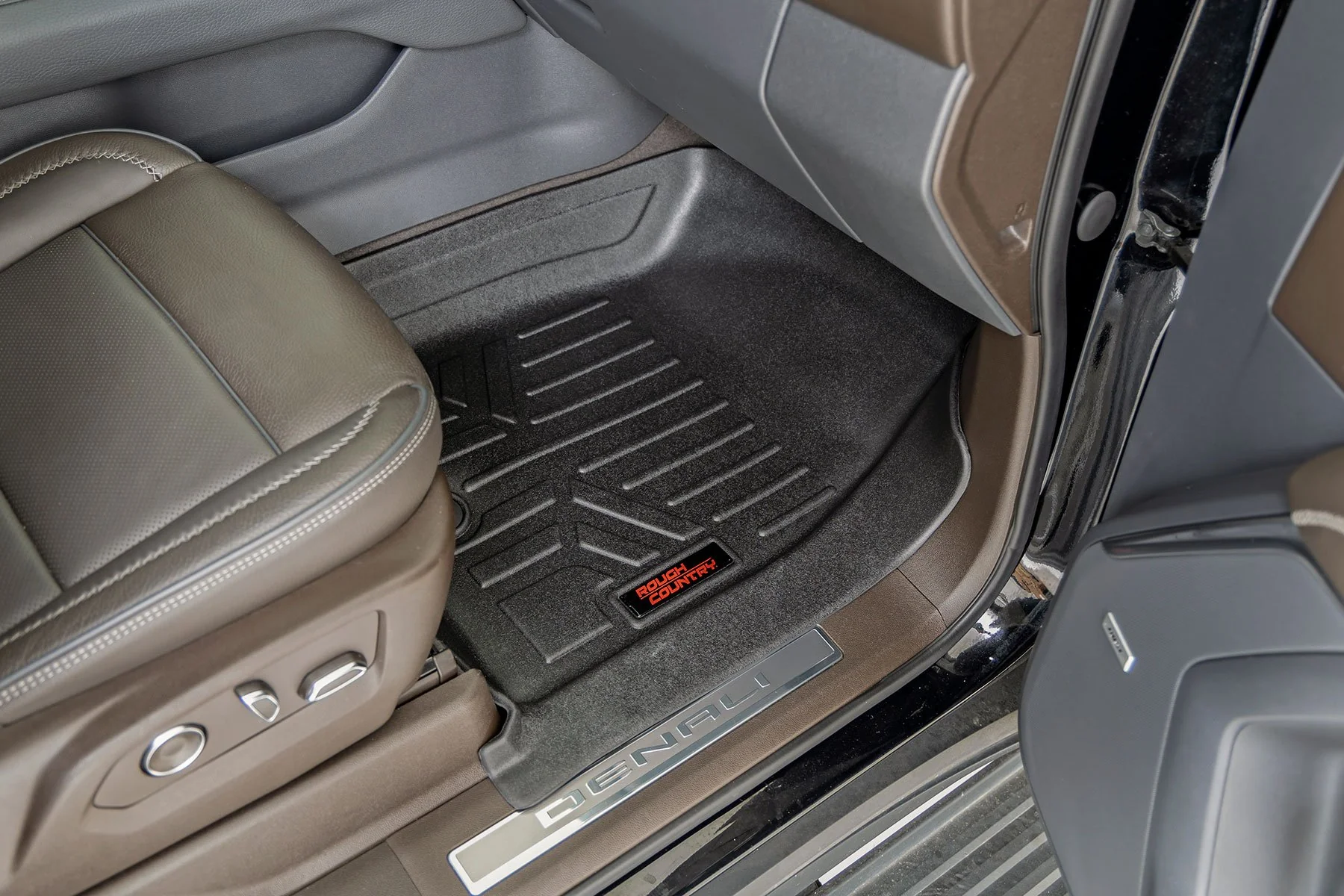 Rough Country Floor Mats FR & RR FR/RR Bucket Chevy/GMC Tahoe/Yukon (21-22) M-21712 - Image 6