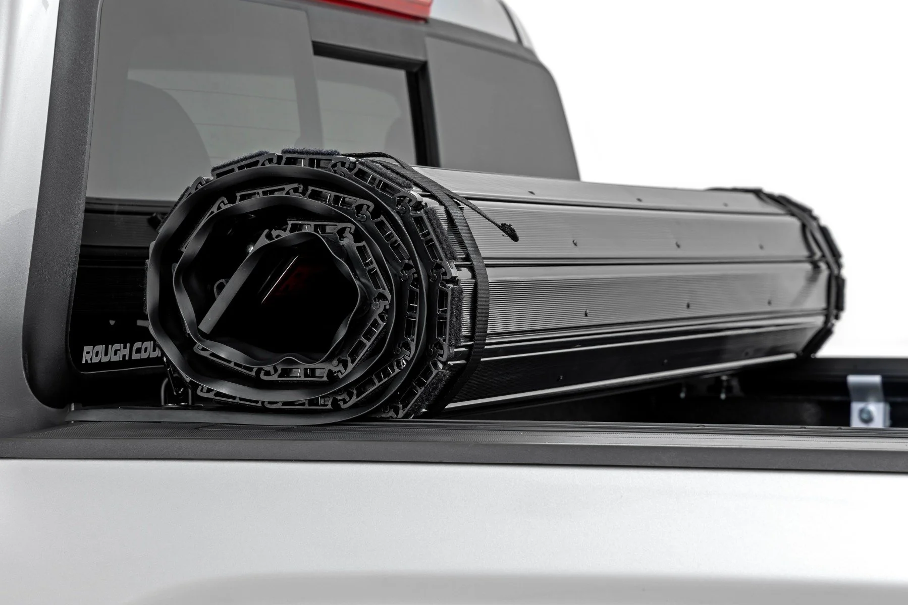 Rough Country Hard Roll Up Cover | 5' Bed | Chevy/GMC Colorado/Canyon 15-22 50120500 - Image 4