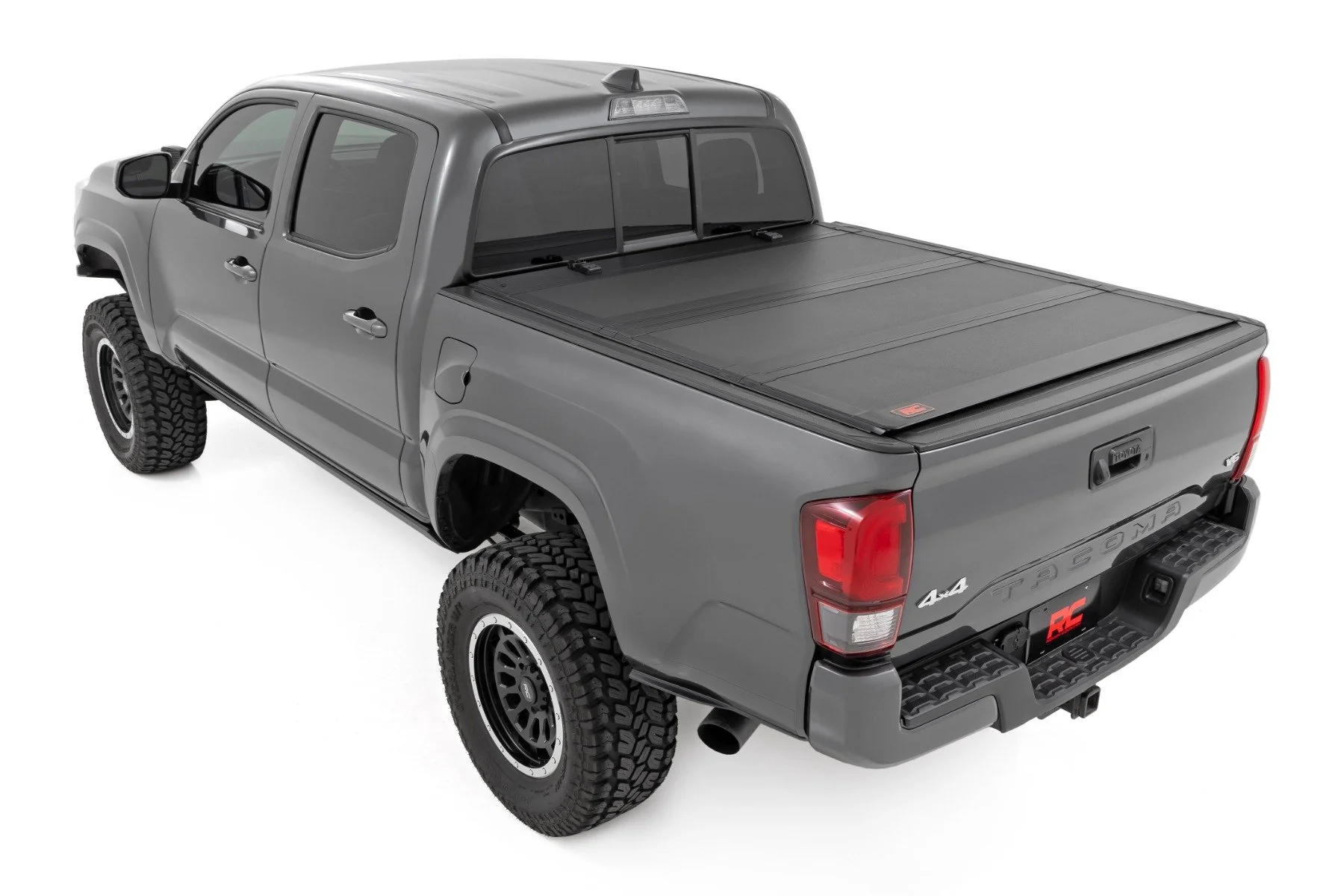 Rough Country Hard Tri-Fold Flip Up Bed Cover | 5' Bed | for Toyota Tacoma 05-15 49415500 - Image 3
