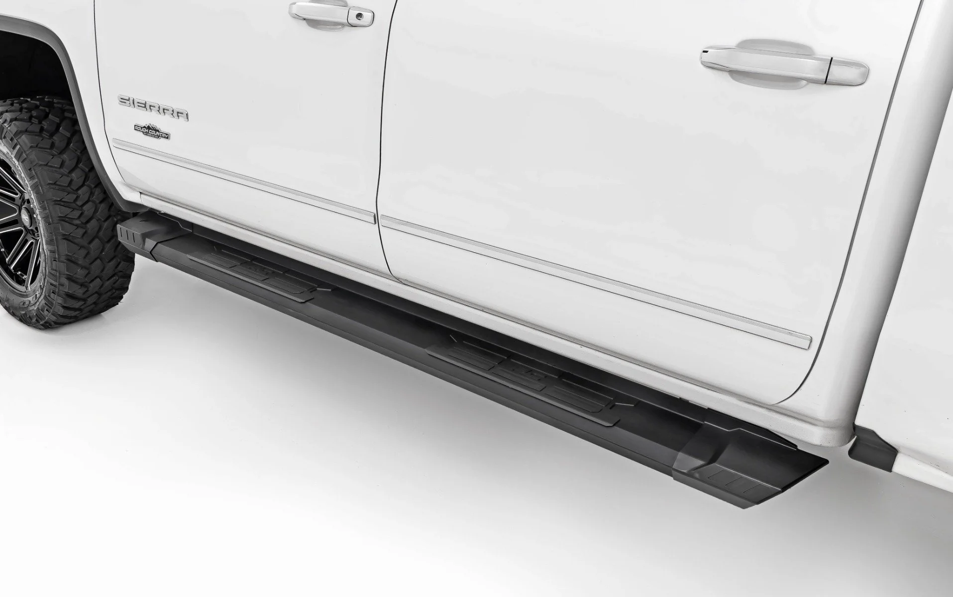 Rough Country HD2 Alum Running Boards Crew Cab Chevy/GMC 1500/2500/3500HD 07-19 SRB071785A - Image 3