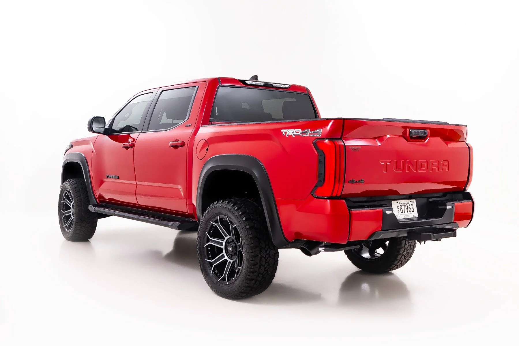 Rough Country HD2 Running Boards CrewMax Toyota Tundra 2022-2024 SRB072291A - Image 3