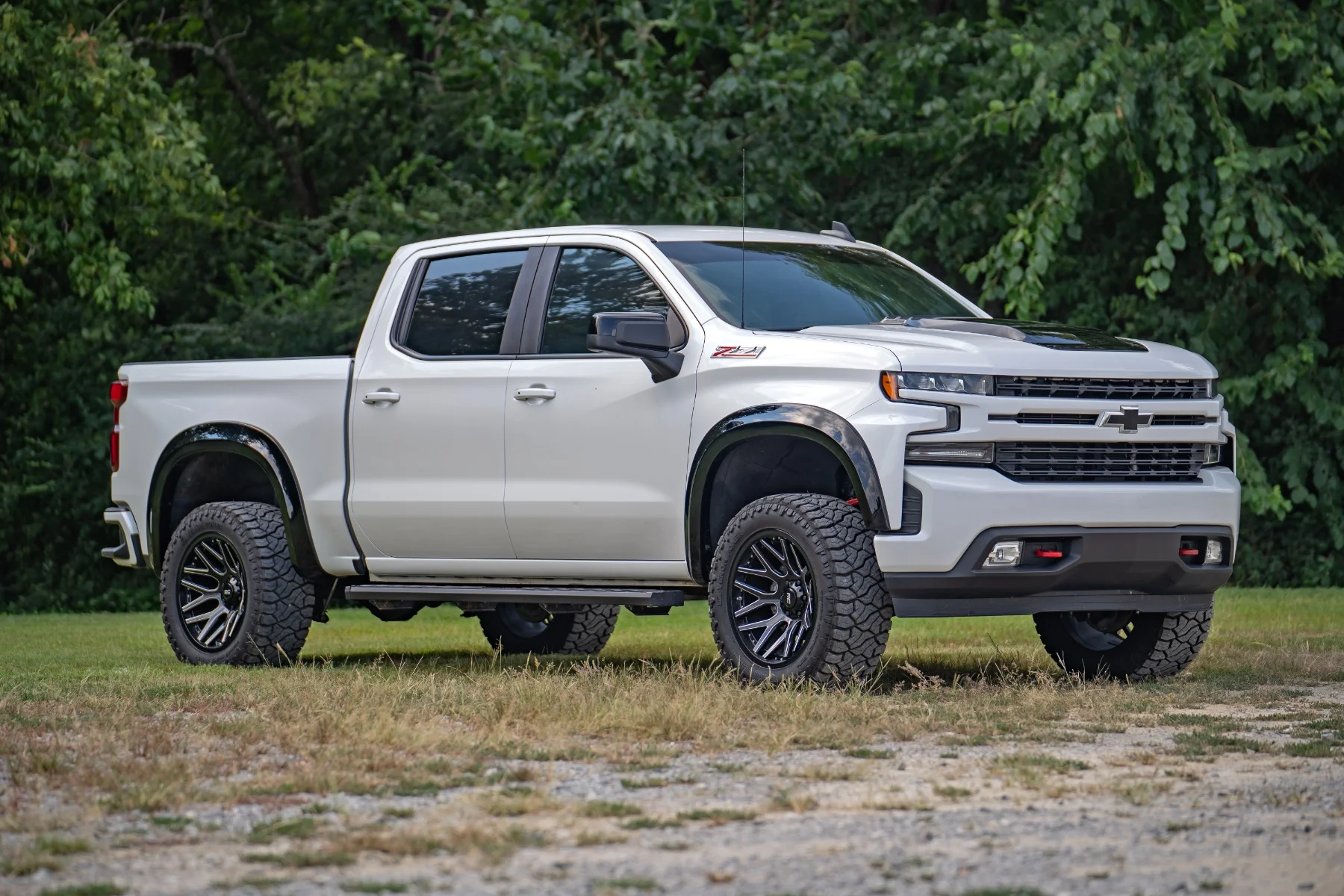 Rough Country Hood Scoop GXG Tungsten 19-24 Silverado 1500 HS10010-GXG - Image 6