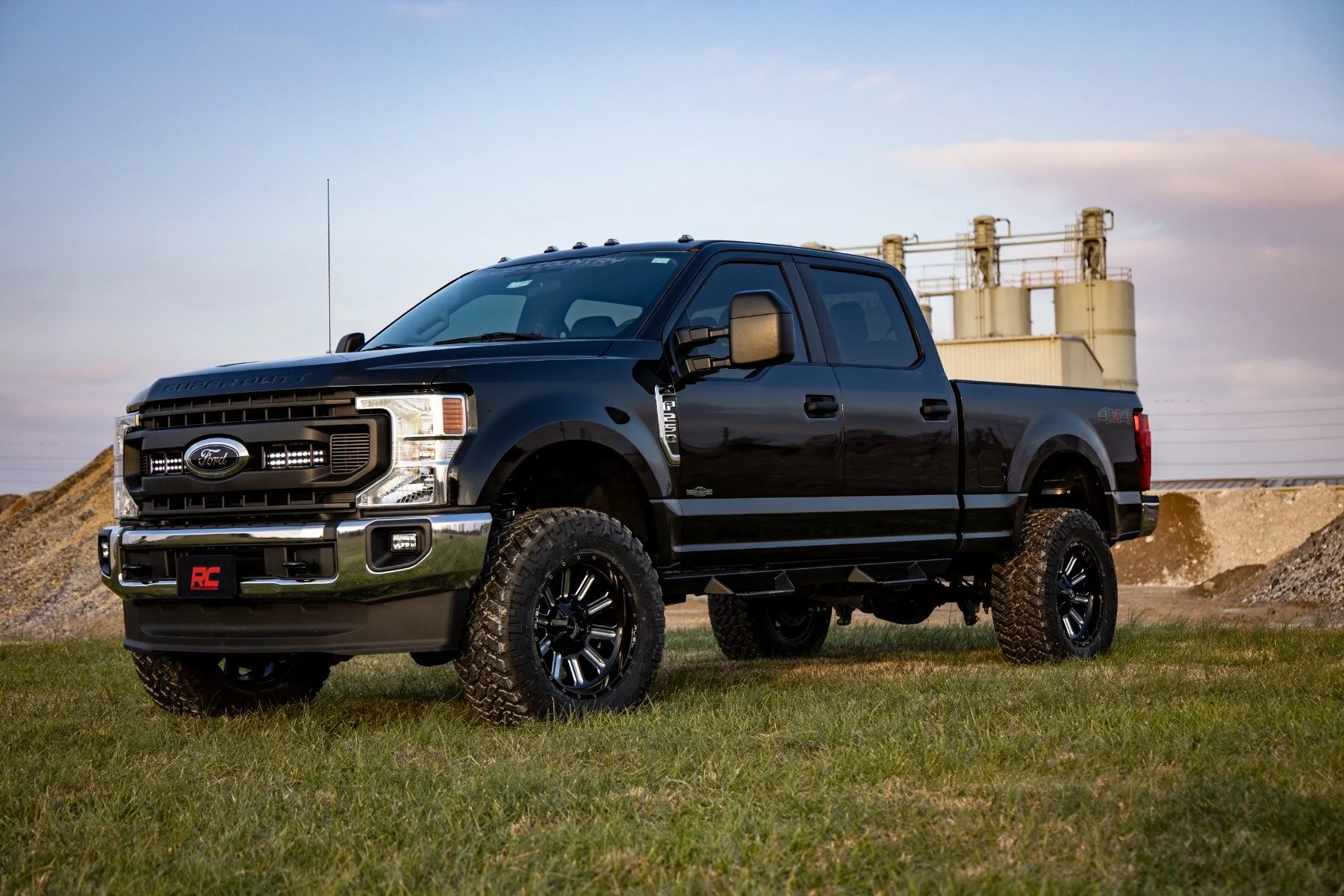 Rough Country LED Light Grille Mount 10" Black Ford Super Duty (20-21) 70898 - Image 6