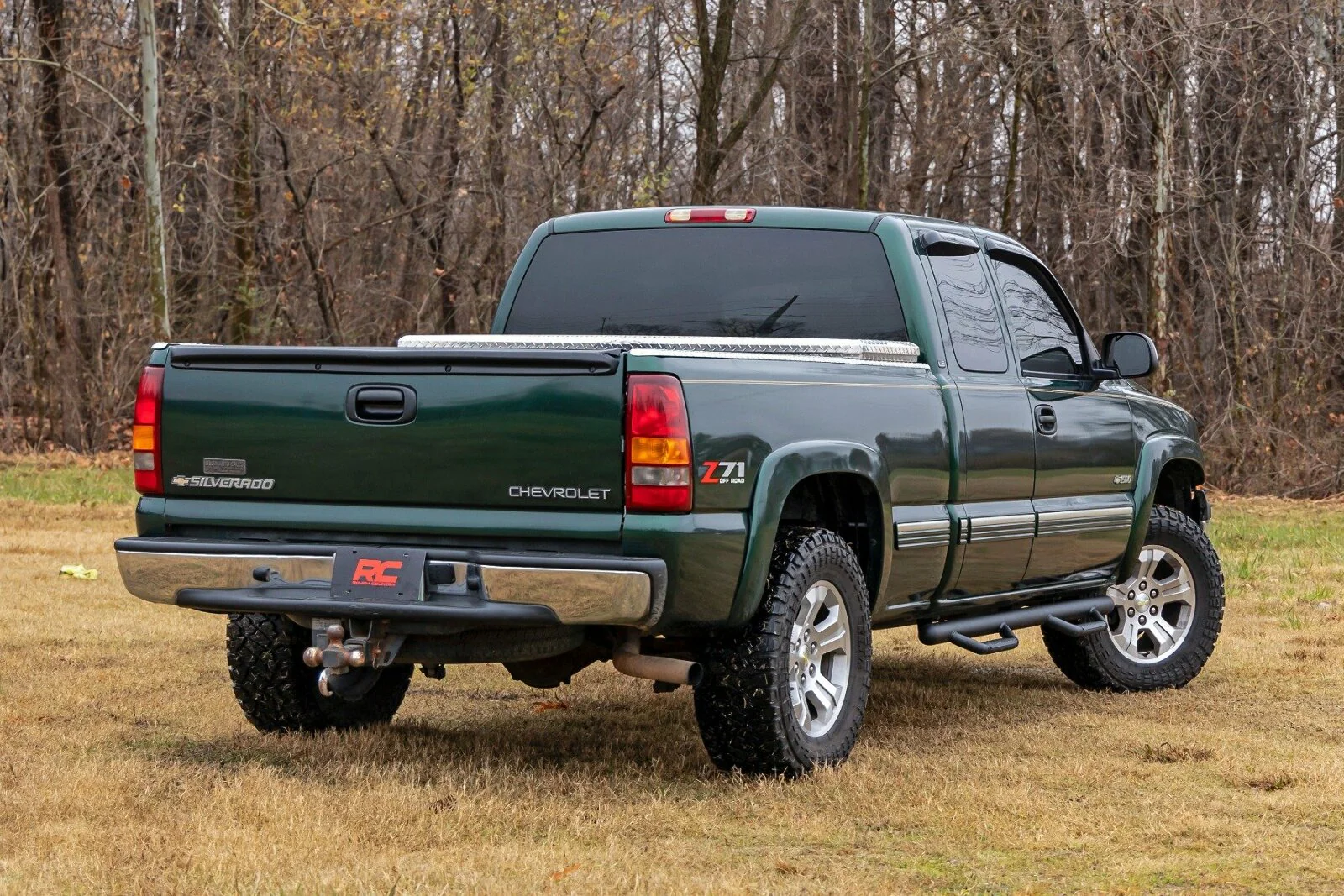 Rough Country Nerf Steps | Cab Length | Chevy/GMC 1500 99-06 & Classic C9989QCB - Image 6