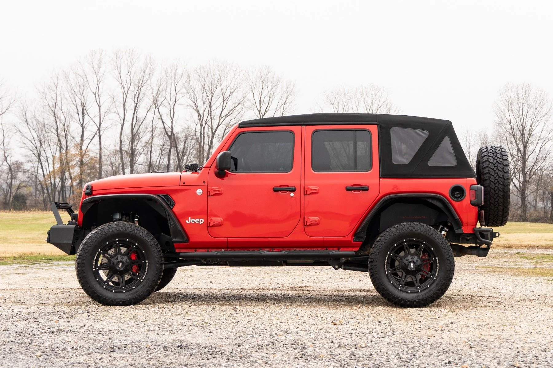 Rough Country Oval Nerf Steps 4Dr Black Jeep Wrangler Unlimited 18-23 21016 - Image 6
