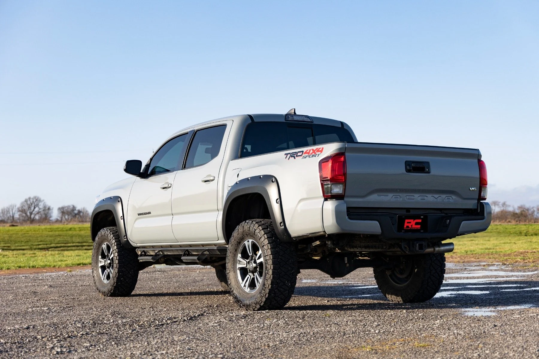 Rough Country Pocket Fender Flares 1G3 Magnetic Grey for Toyota Tacoma 16-23 F-T11621A-1G3 - Image 4