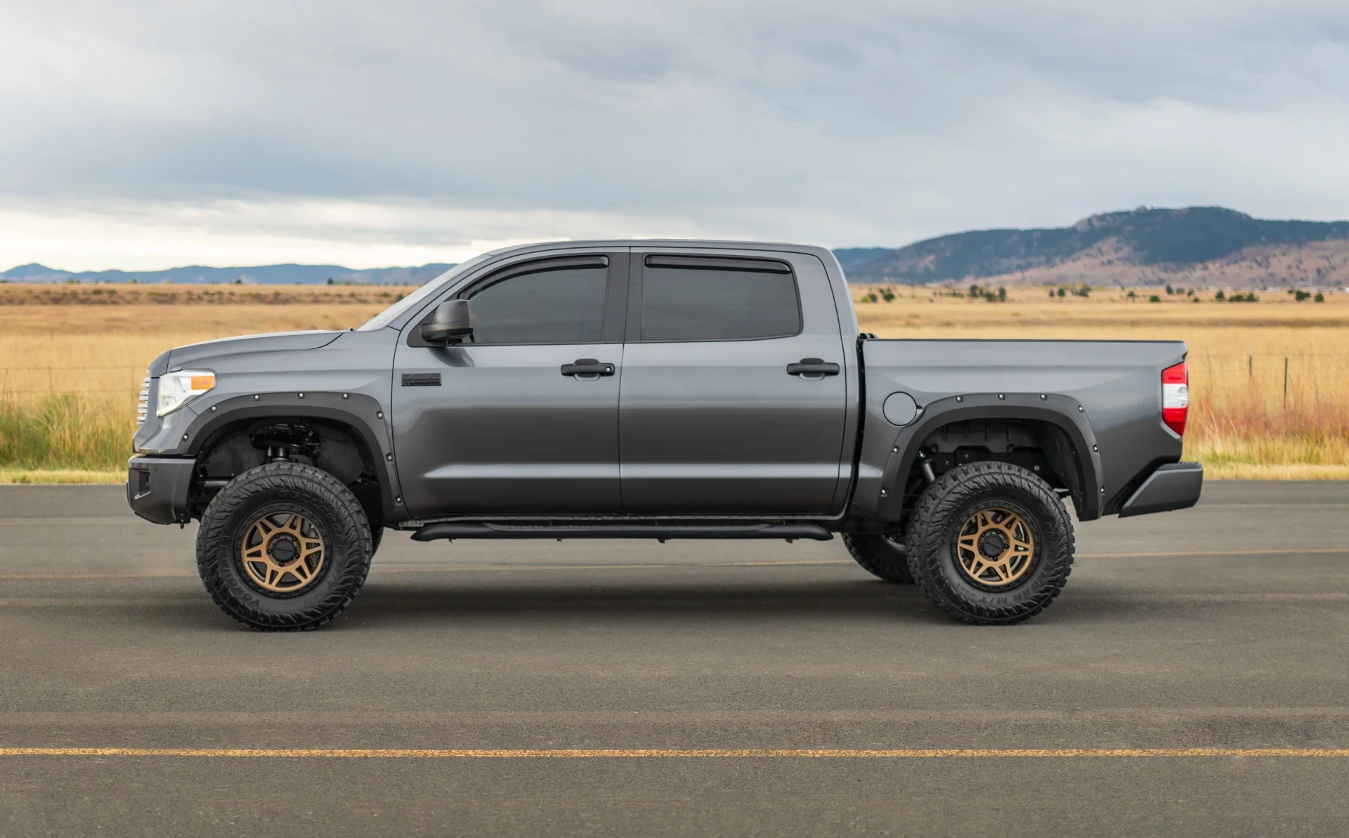 Rough Country Pocket Fender Flares 1G3 Magnetic Grey for Toyota Tundra 14-21 F-T11411A-1G3 - Image 3