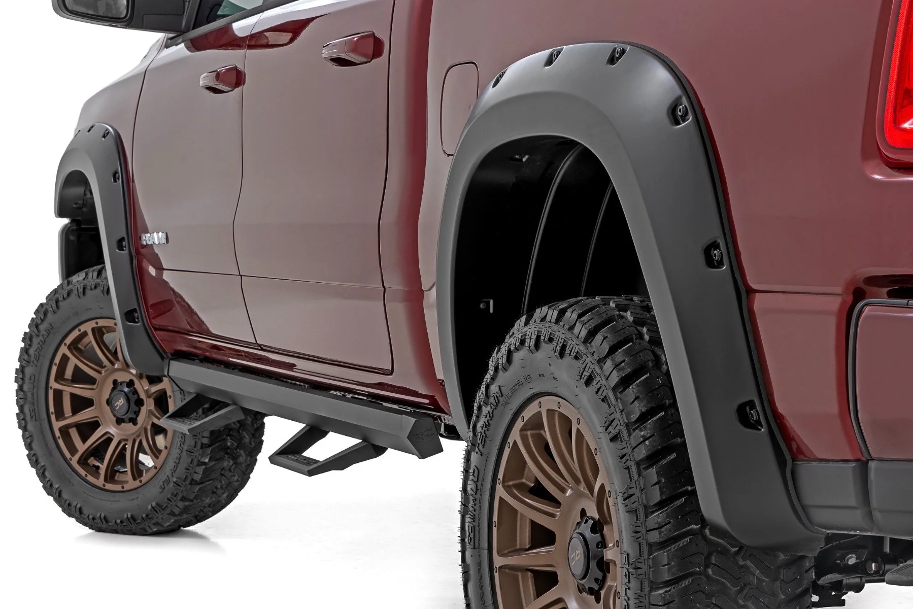 Rough Country Pocket Fender Flares | PSE Silver Zynith | for Ram 1500 25-26 F-D319205-PSE