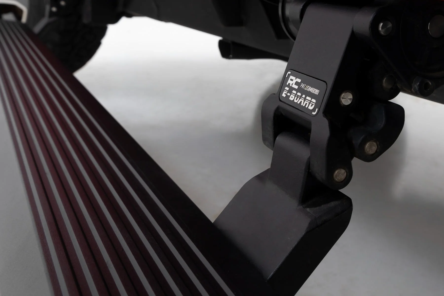 Rough Country Power Running Boards Dual Motor 4 Door for Jeep Wrangler JL 18-26 PSR610430A - Image 4
