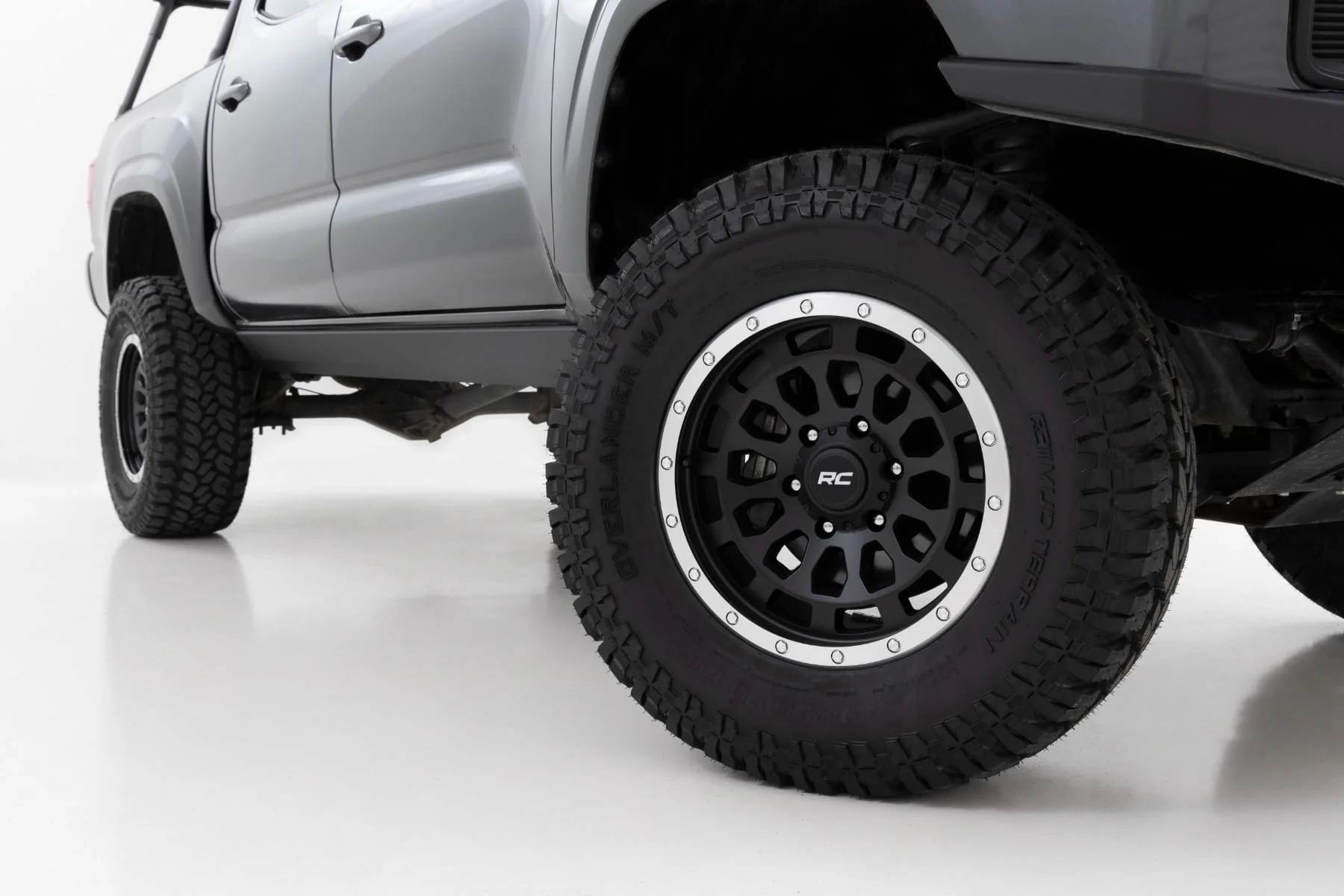 Rough Country Power Running Boards Dual Motor Double Cab for Toyota Tacoma 05-23 PSR652110A - Image 2