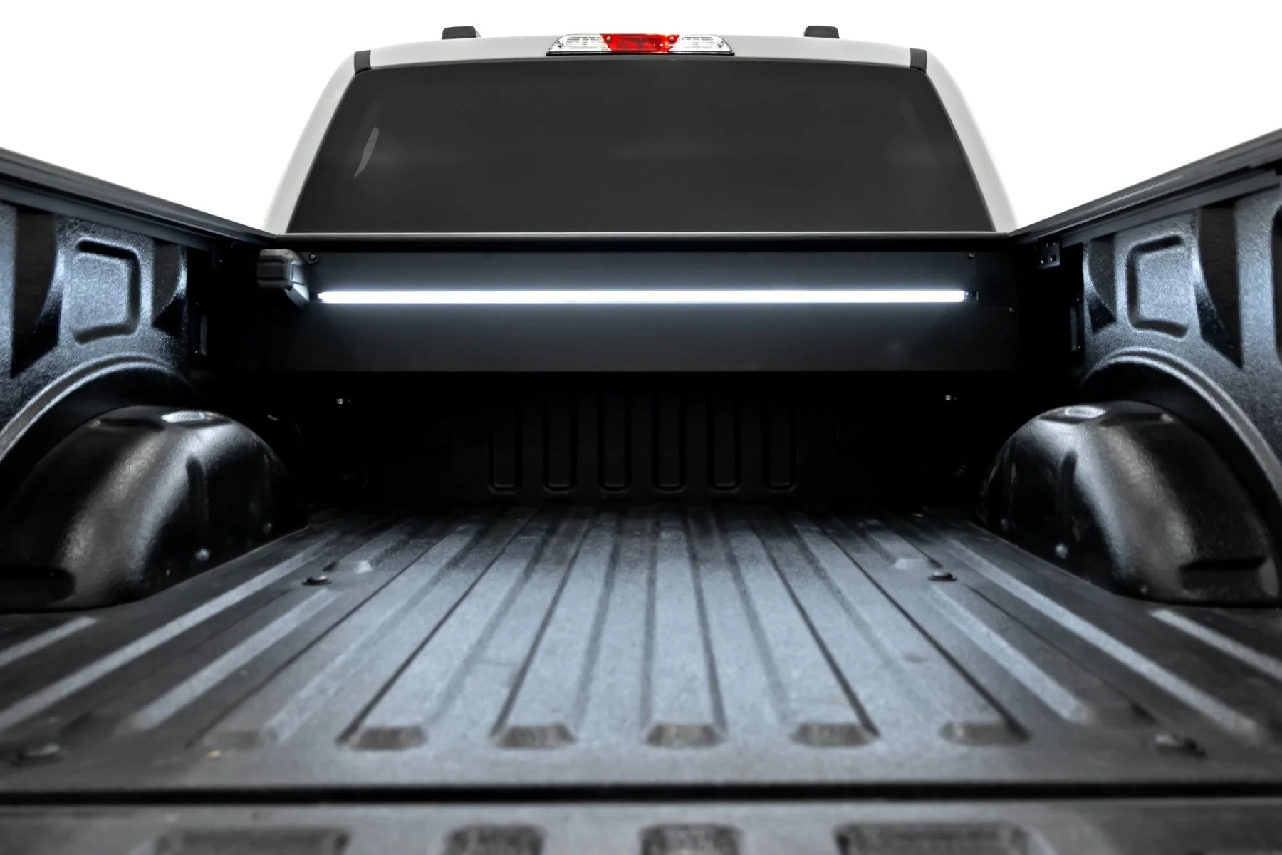 Rough Country Powered Retractable Bed Cover | 5'7" Bed | for Ford F150 (15-25) 51509550 - Image 4